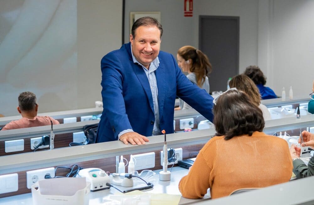 Dr. Andrade Neto